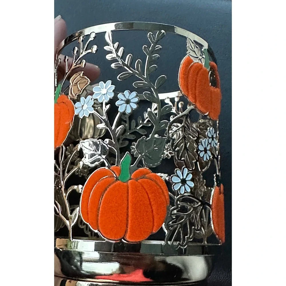 Bath & Body Works Pumpkin Floral Single Wick Candle Holder Sleeve Silver Orange